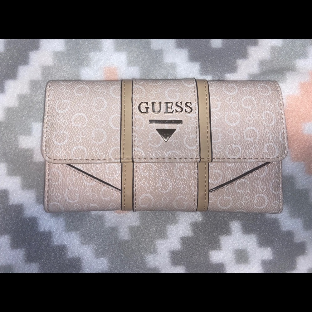 Guess wallet